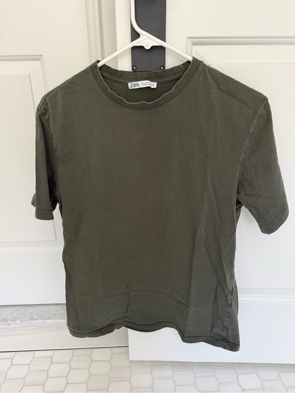 ZARA mens Olive Green Crew Neck Tee